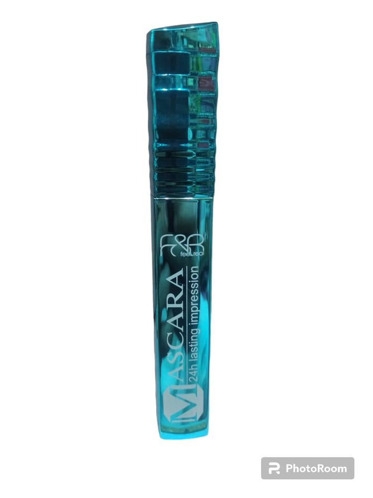Blue Tinted Waterproof Mascara for Pakistani Women