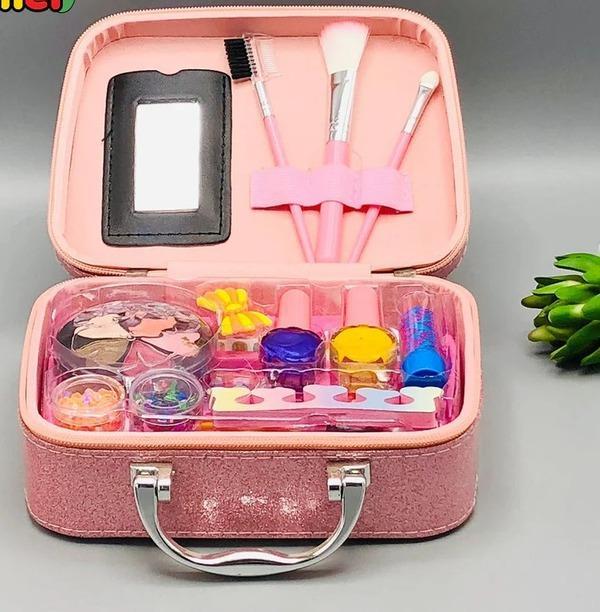 27-Piece Makeup Kit for Girls Plastic Toy Set