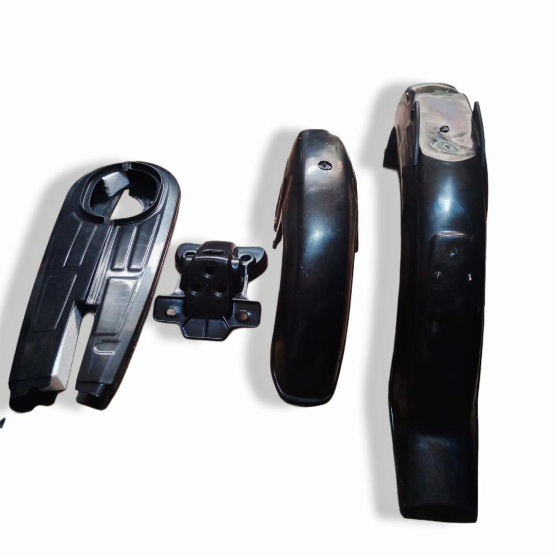 Premium 4-Piece Mudguard Set for Bikes Black Plastic