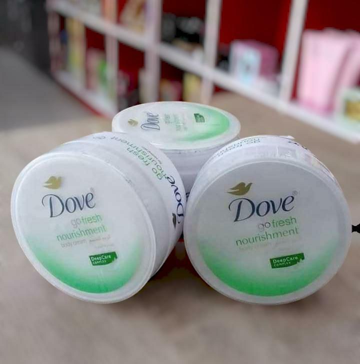 Premium 300ml Hydrating Body Cream for Normal Skin