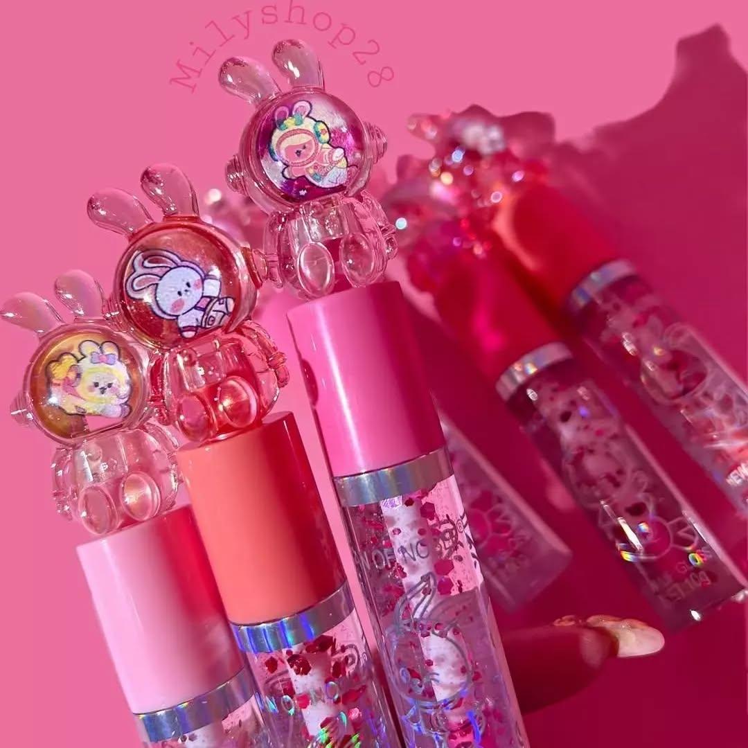 Multicolor Glossy Lip Gloss with Bear Caps