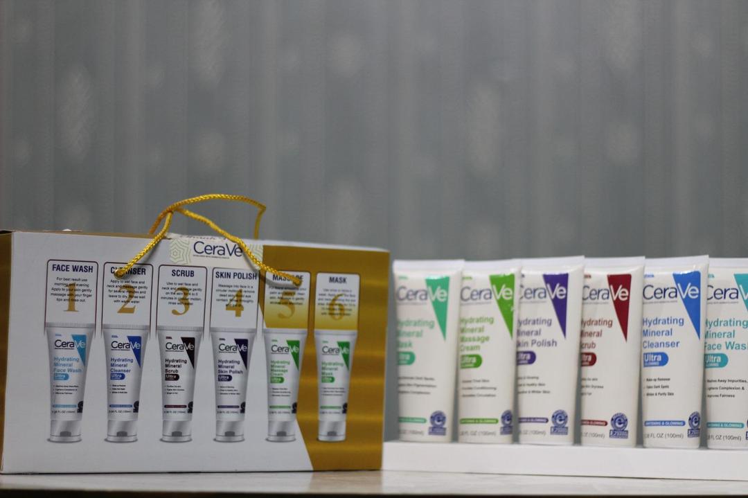 Whitening Brightening Facial Kit for All Skin Types