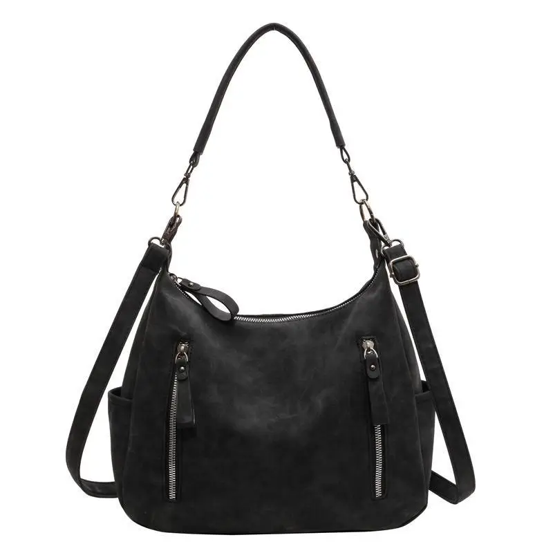 Stylish Crossbody Bag for Daily Use in Pakistan
