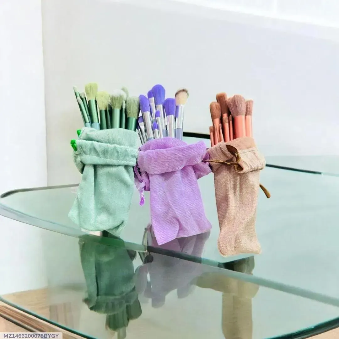 Multicolor 13Pcs Makeup Brushes Set for Face & Eye Use