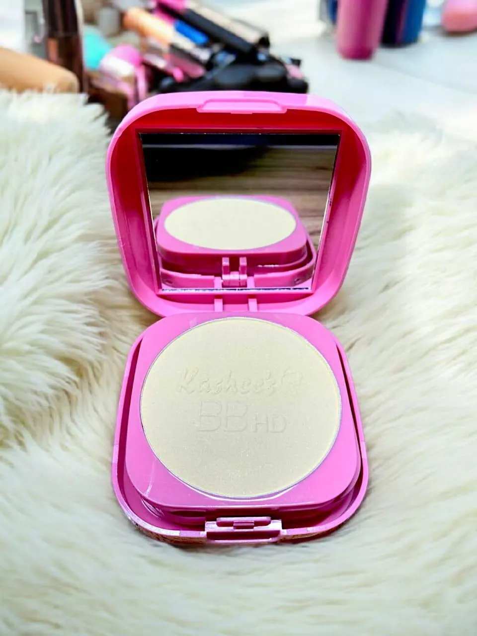 Kashees BB HD Powder Compact Pink