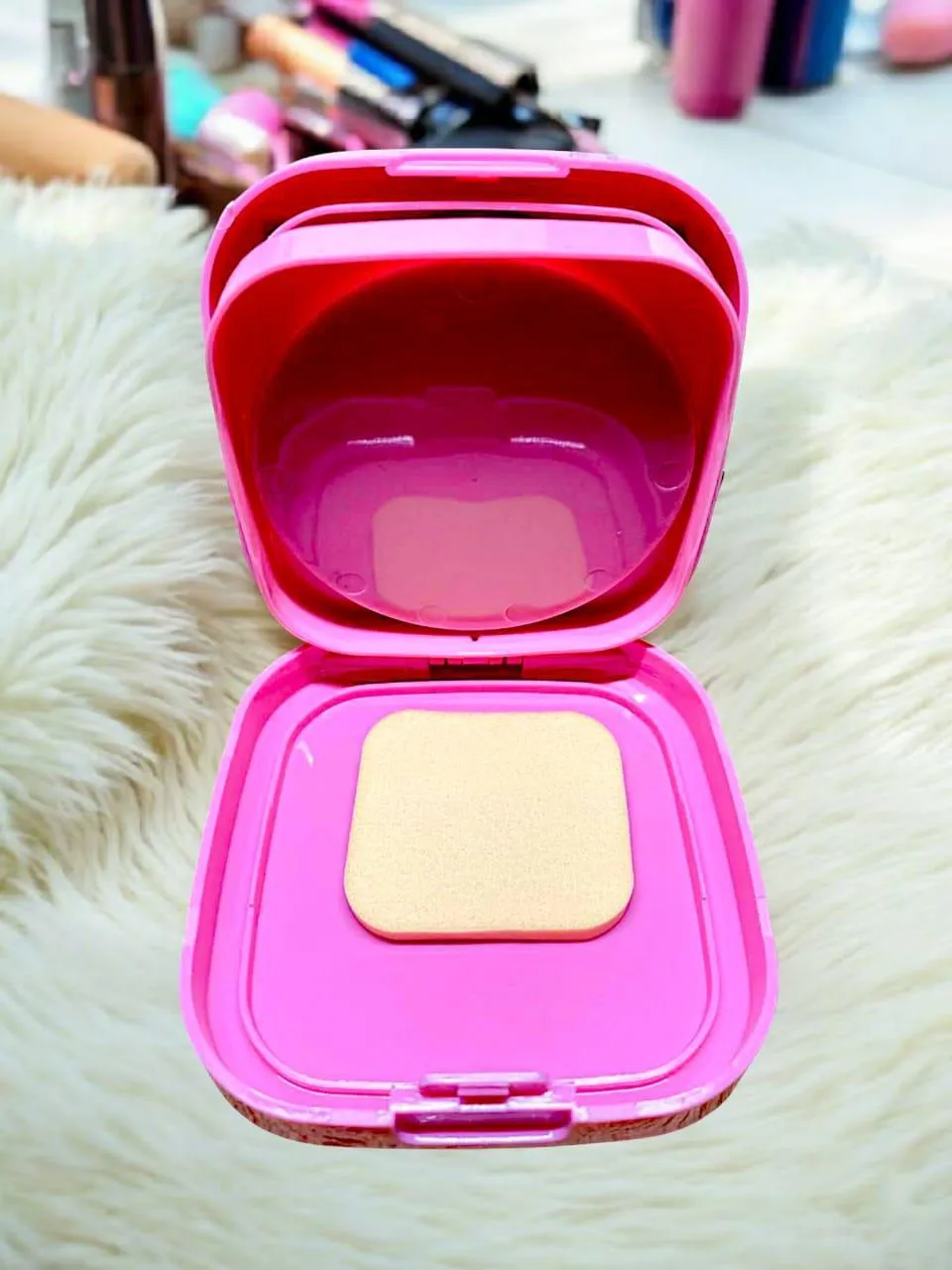 Kashees BB HD Powder Compact Pink