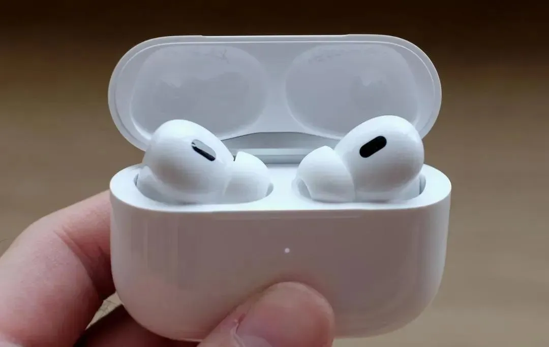 Premium Wireless Earbuds with ANC & Bass 1000085 Model Number
