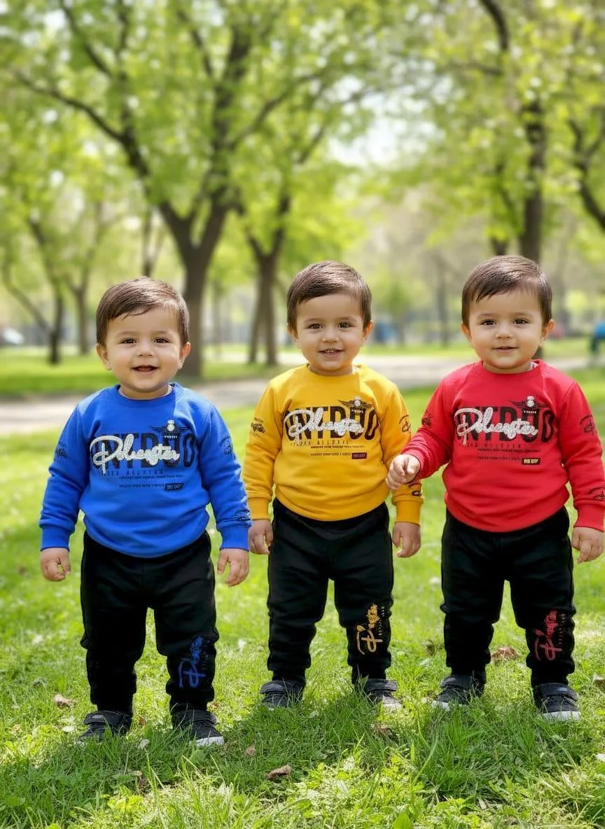 2 Pcs Random Men's Hooded Sweatshirt Set