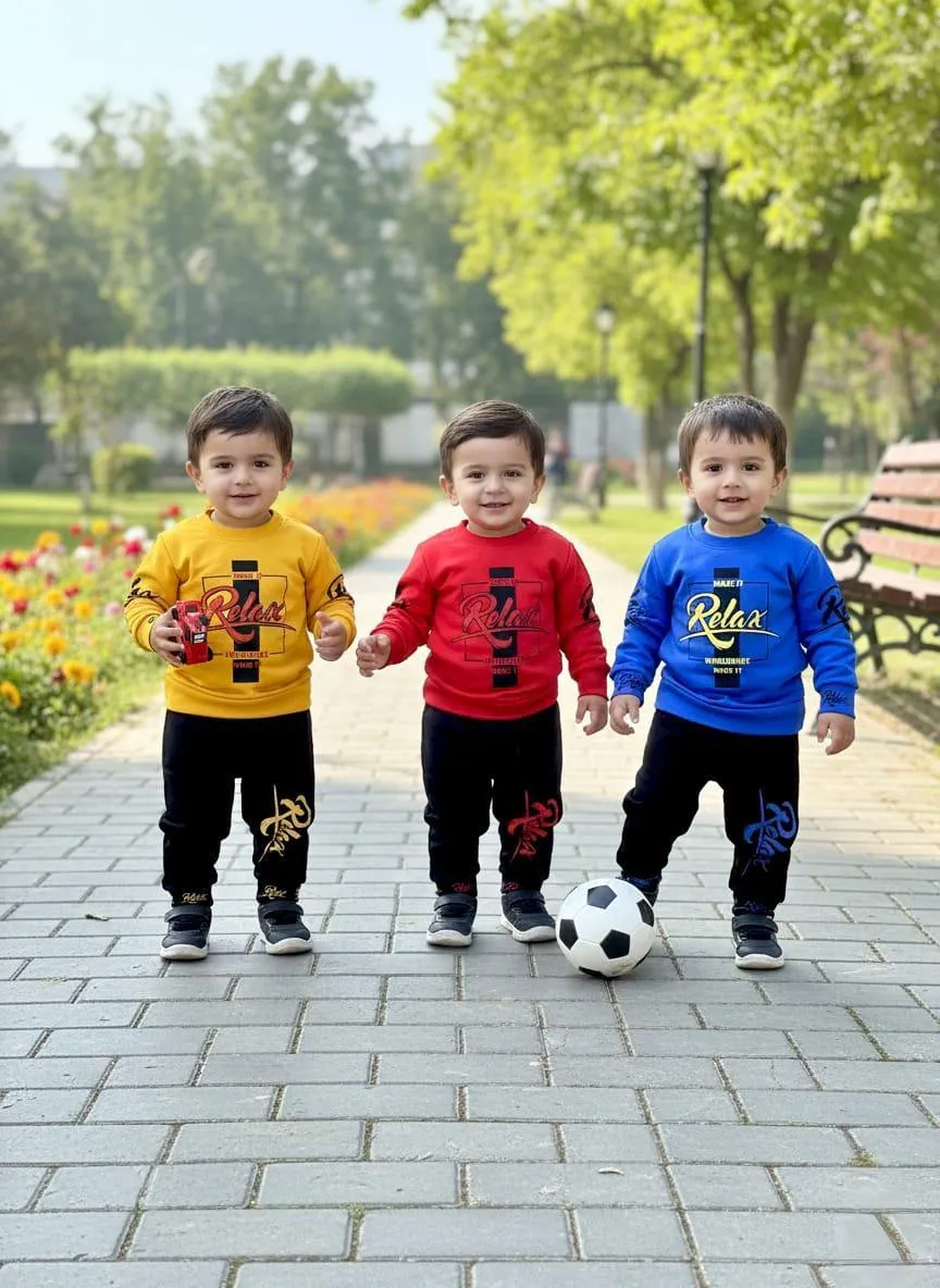 2 Pcs Random Men's Hooded Sweatshirt Set