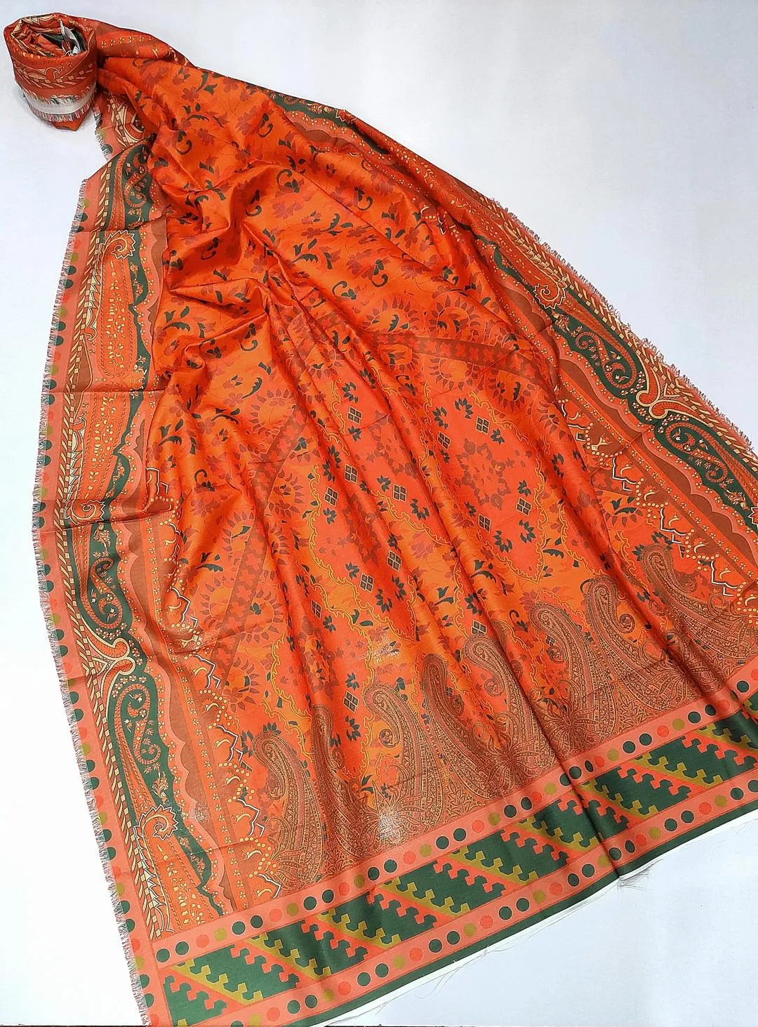 Green Embroidered Lawn 3Pcs Set for Women