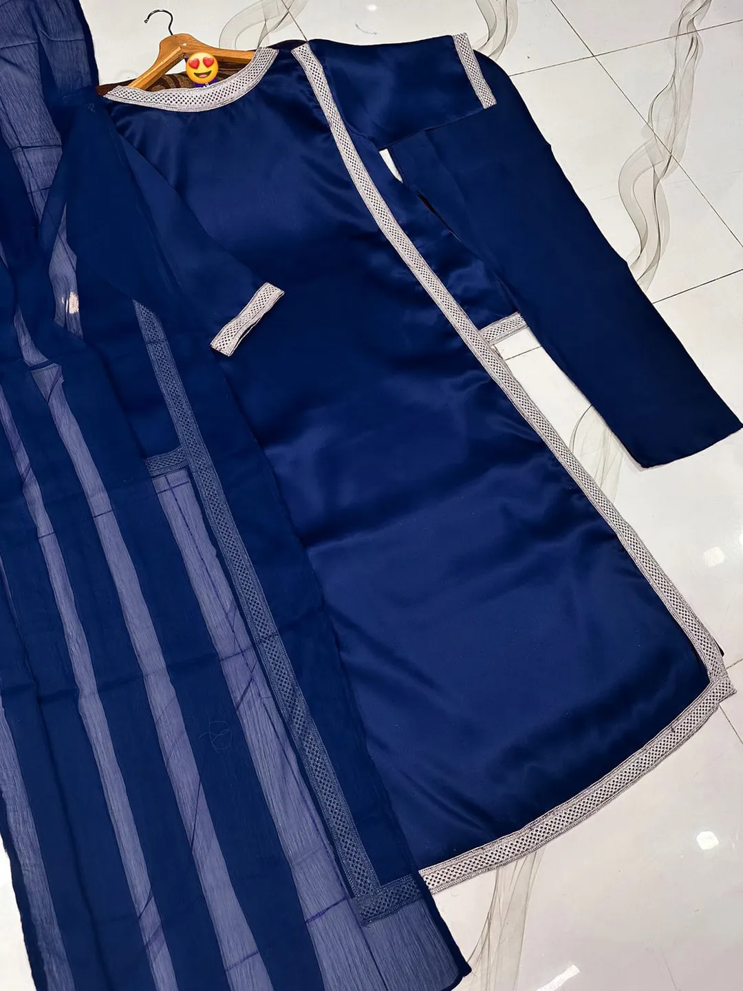 3 Pcs Women's Stitched Shamoz Silk Plain Suit