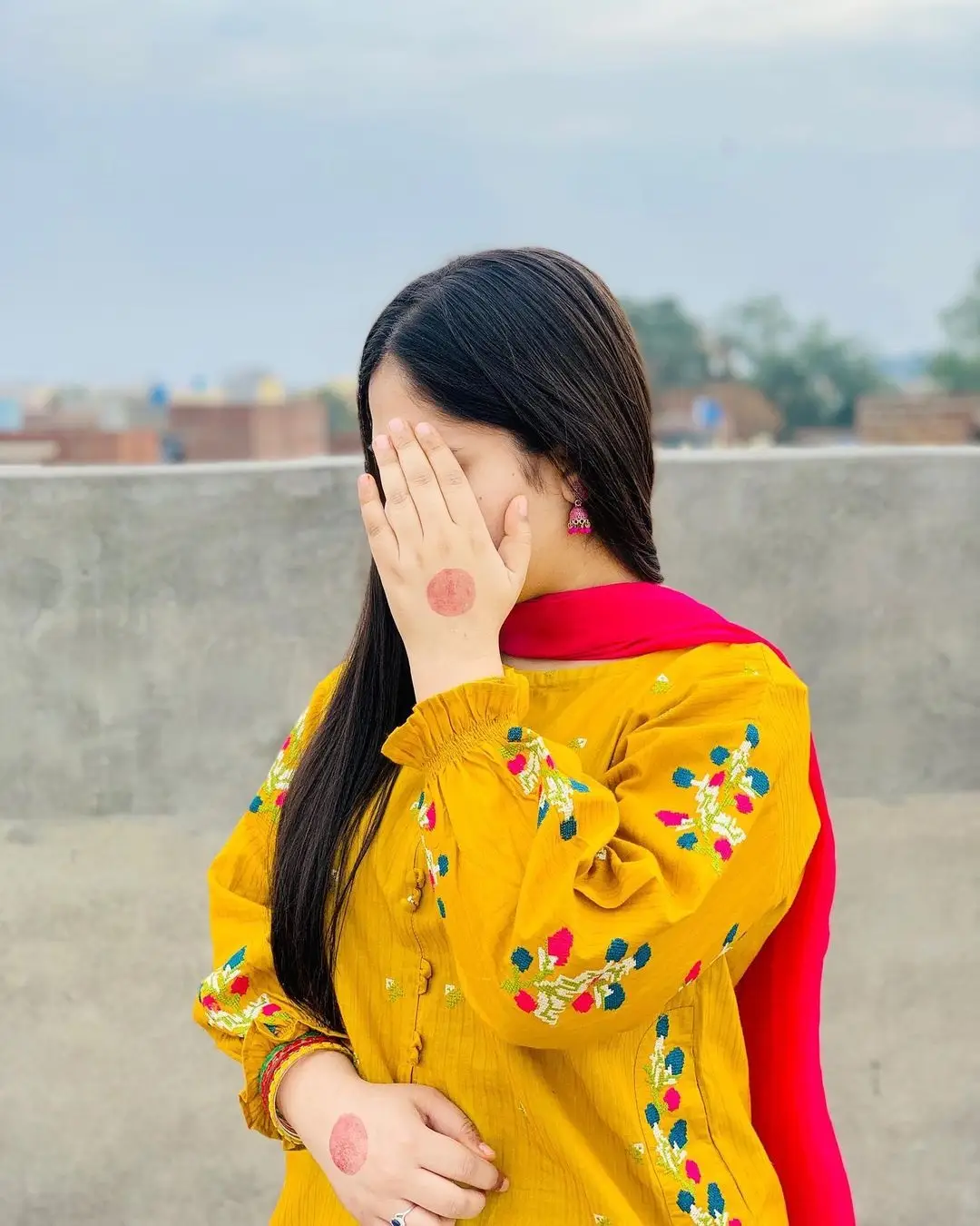2 Pcs Women's Stitched Cotton Embroidered Shirt And Trouser